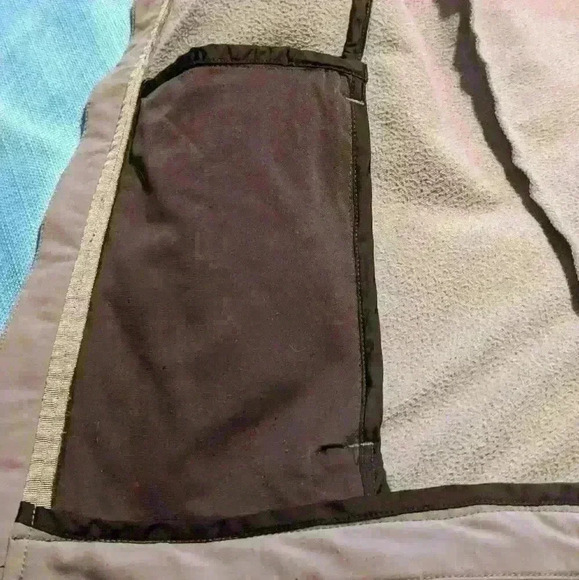 Flawless Helly Hansen Mountain Professional Jacket - Size Women's Large - Picture 8 of 16